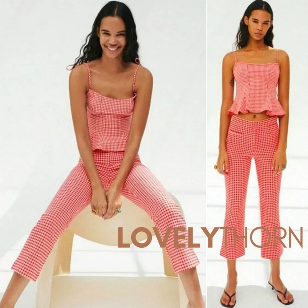 ZARA // red & white textured gingam hi waist crop mini flare pants - Picture 13 of 14